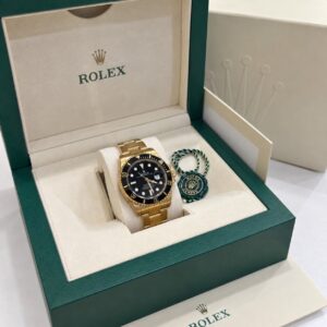ROLEX Submariner Date 黃金黑水鬼